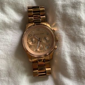 Michael Kors rose gold watch